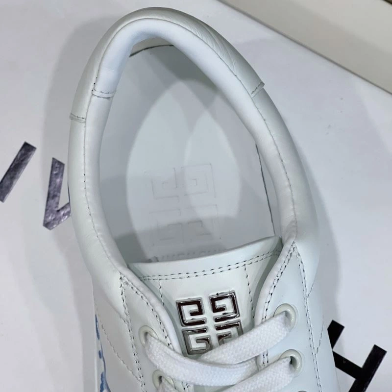 Gxvxnchy Sneakers UrbanStyle 154902