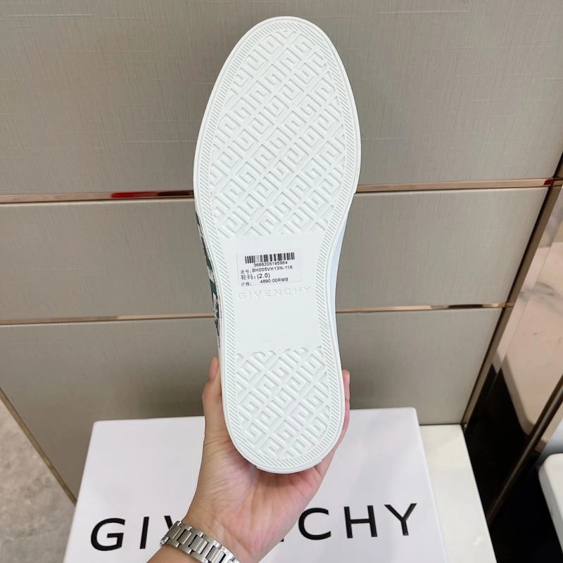 Popular Gxvxnchy Sneakers 154880