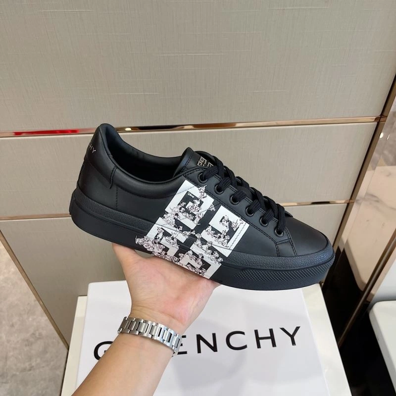 Gxvxnchy Sneakers Compact 154891