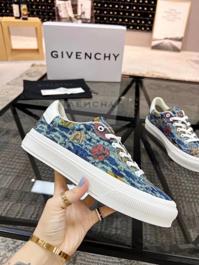 GoodFit Gxvxnchy Sneakers 154884