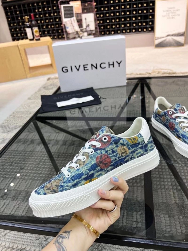 GoodFit Gxvxnchy Sneakers 154884