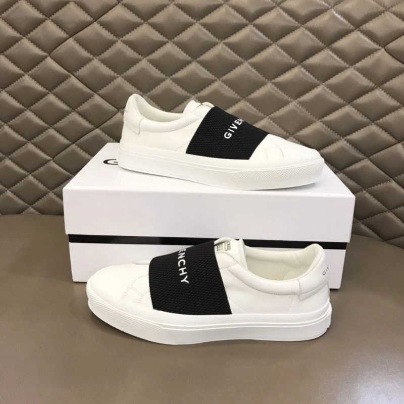 Gxvxnchy Sneakers Unique 154876
