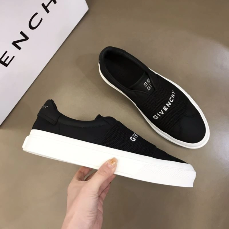 Durable Gxvxnchy Sneakers 154877