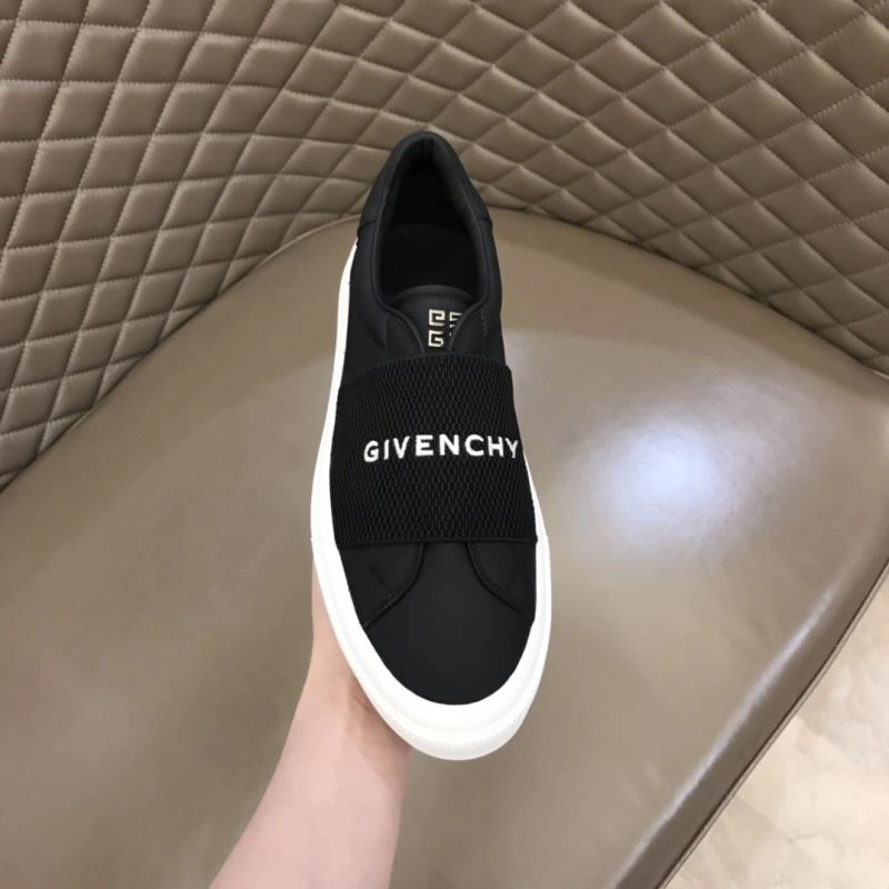 Durable Gxvxnchy Sneakers 154877