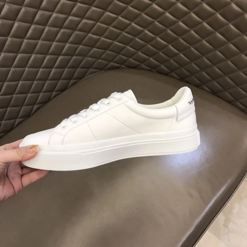 TopPick Gxvxnchy Sneakers 154874