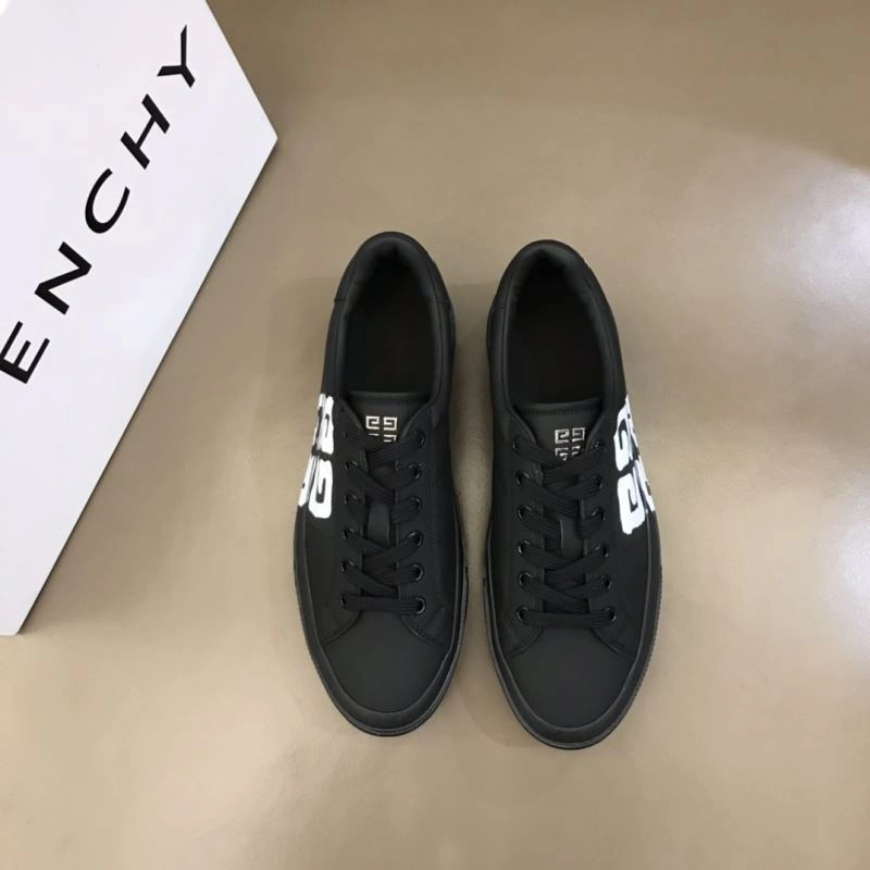 Sleek Gxvxnchy Sneakers 154875