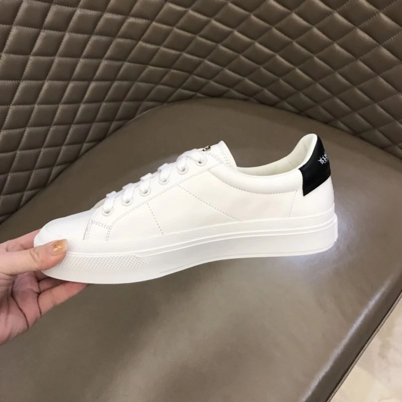 NewStyle Gxvxnchy Sneakers 154872