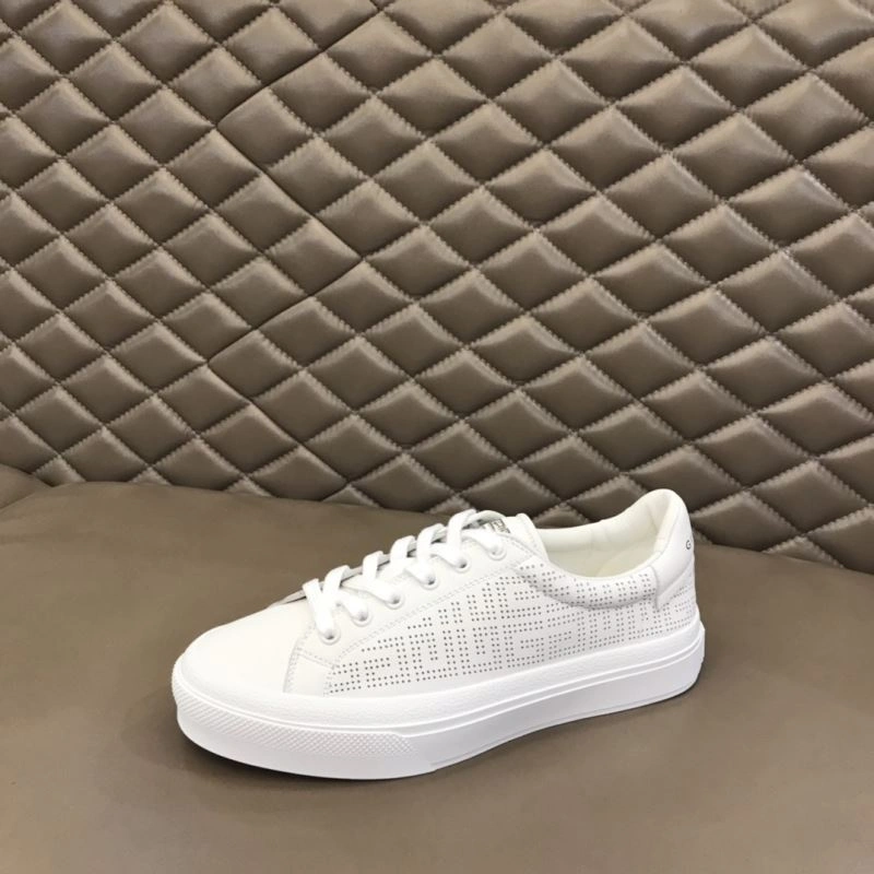 Popular Gxvxnchy Sneakers 154869