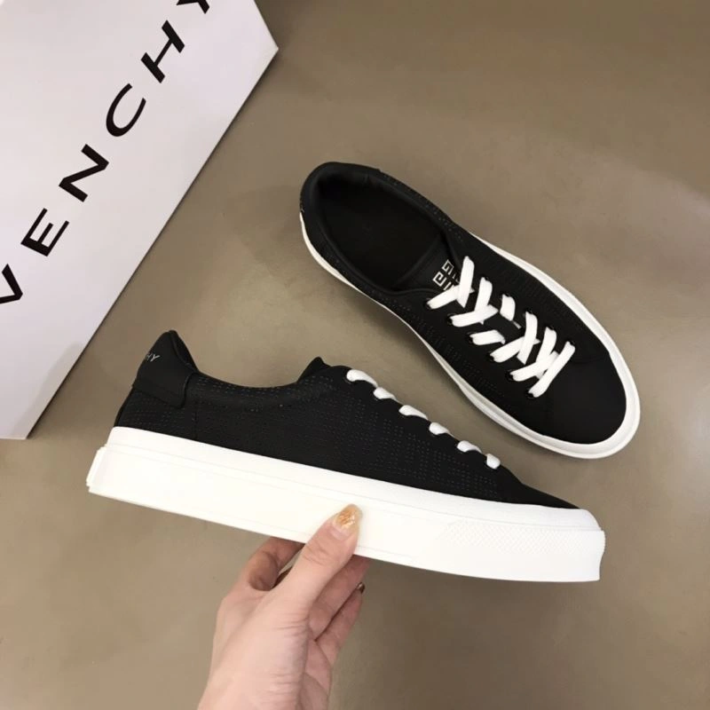 Gxvxnchy Sneakers Flexible 154868