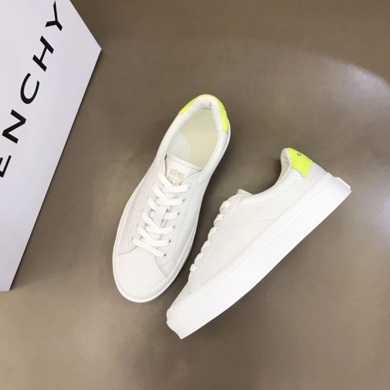 Gxvxnchy Sneakers EasyMatch 154867