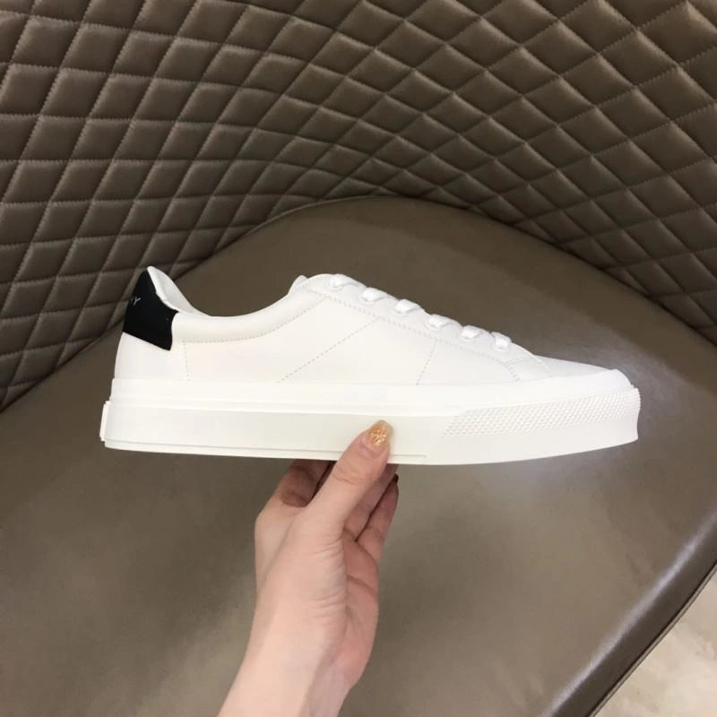 Bold Gxvxnchy Sneakers 154866