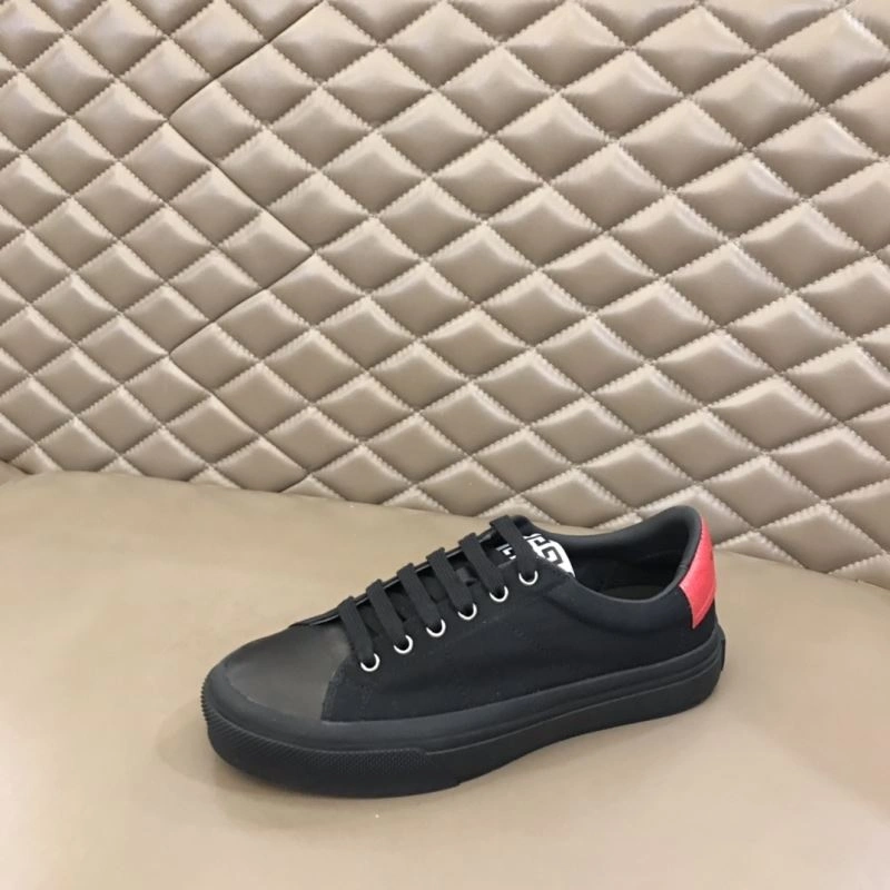 Gxvxnchy Sneakers NewStyle 154862