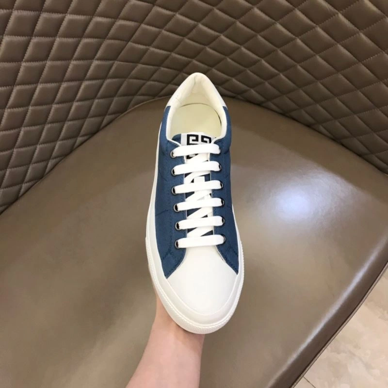 Lightweight Gxvxnchy Sneakers 154861