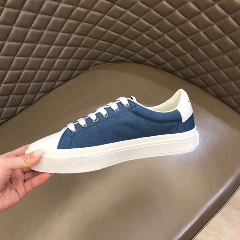 Lightweight Gxvxnchy Sneakers 154861