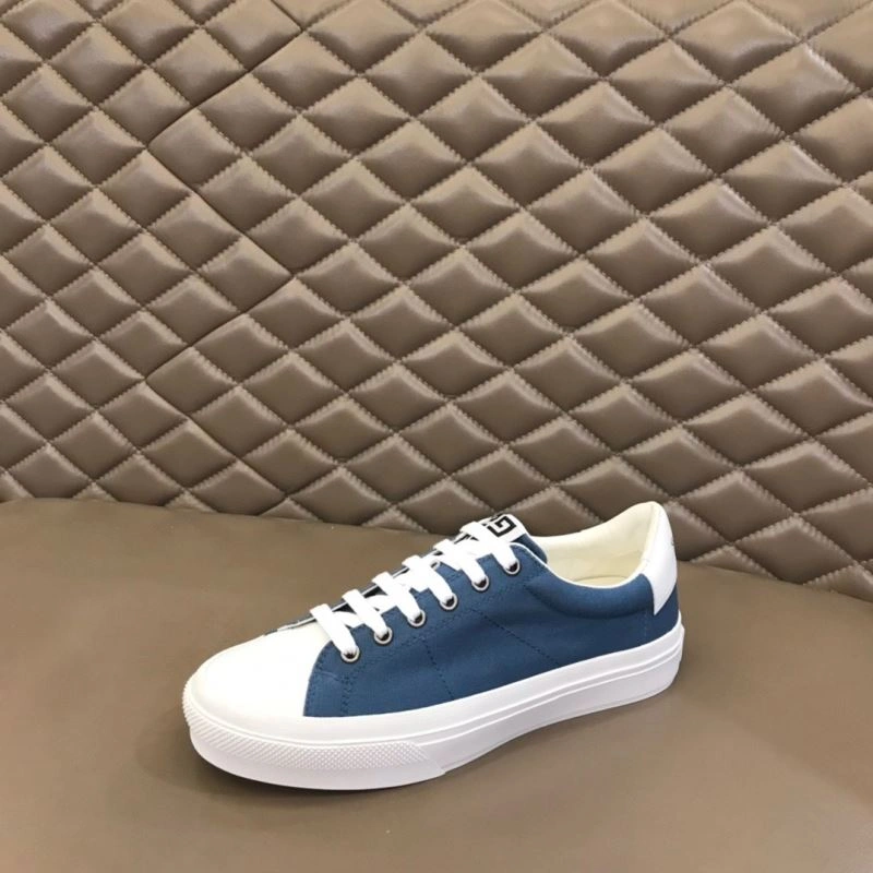Lightweight Gxvxnchy Sneakers 154861