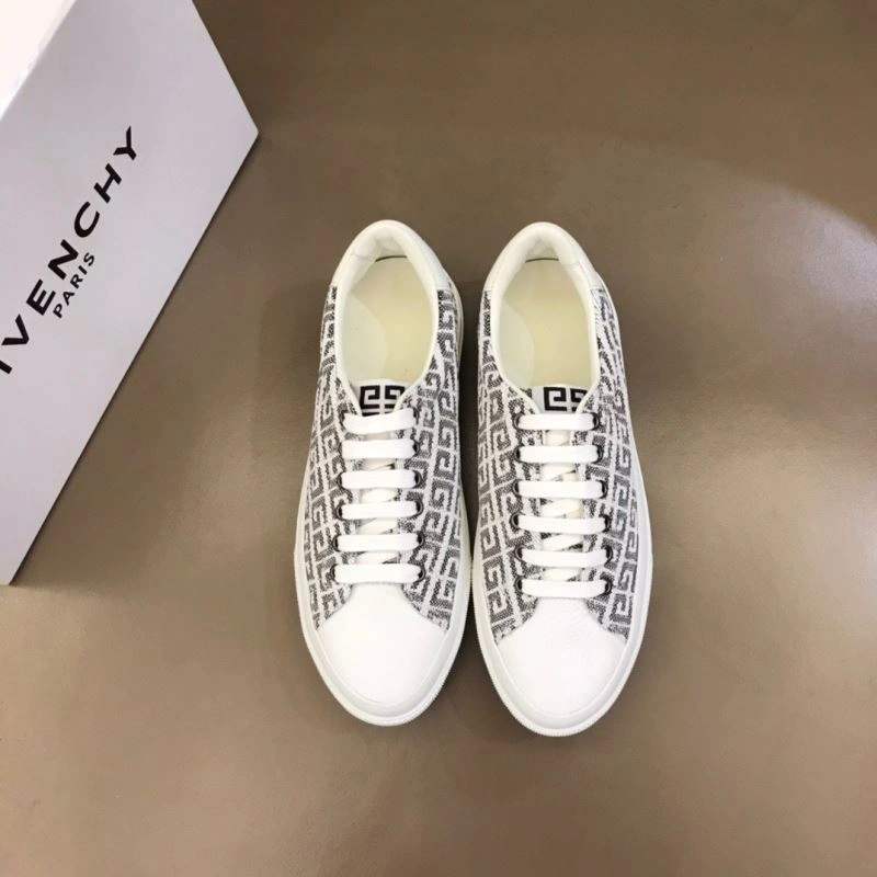 Gxvxnchy Sneakers Fashionable 154860