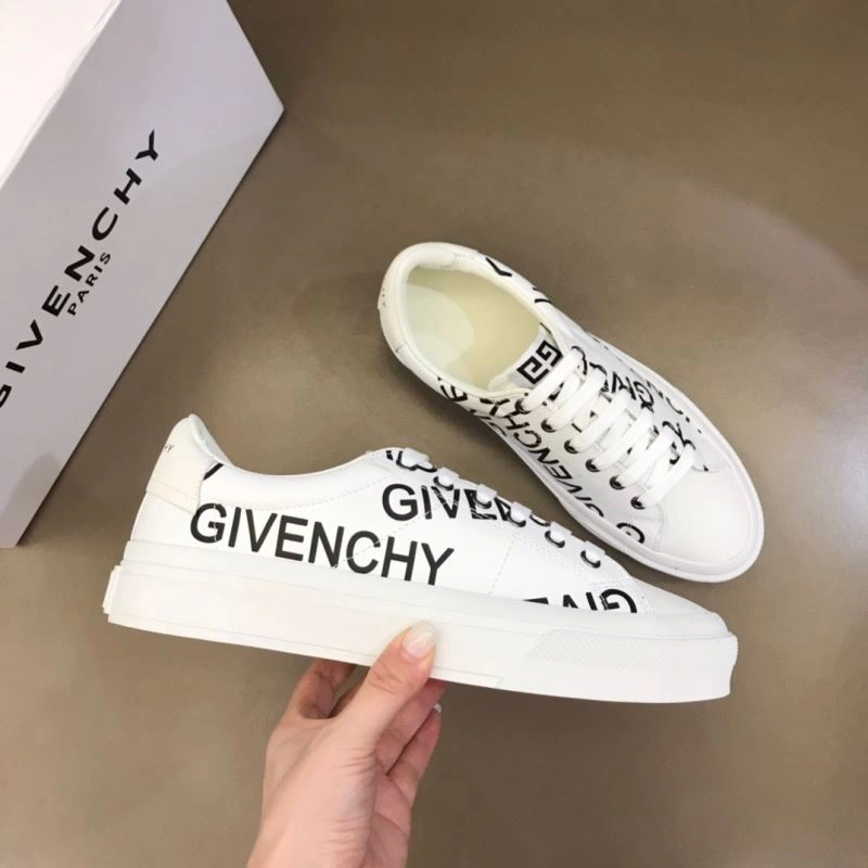 Sleek Gxvxnchy Sneakers 154854