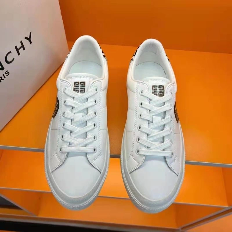 EyeCatching Gxvxnchy Sneakers 154856