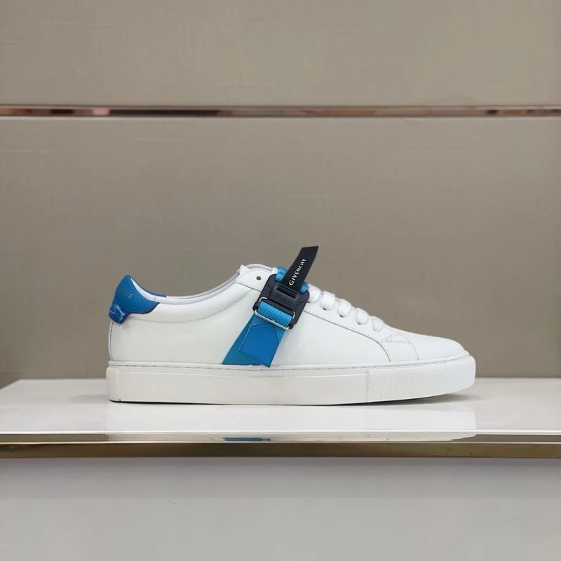 Gxvxnchy Sneakers Resilient 154853