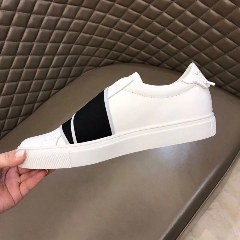 Stylish Gxccx Sneakers 166913