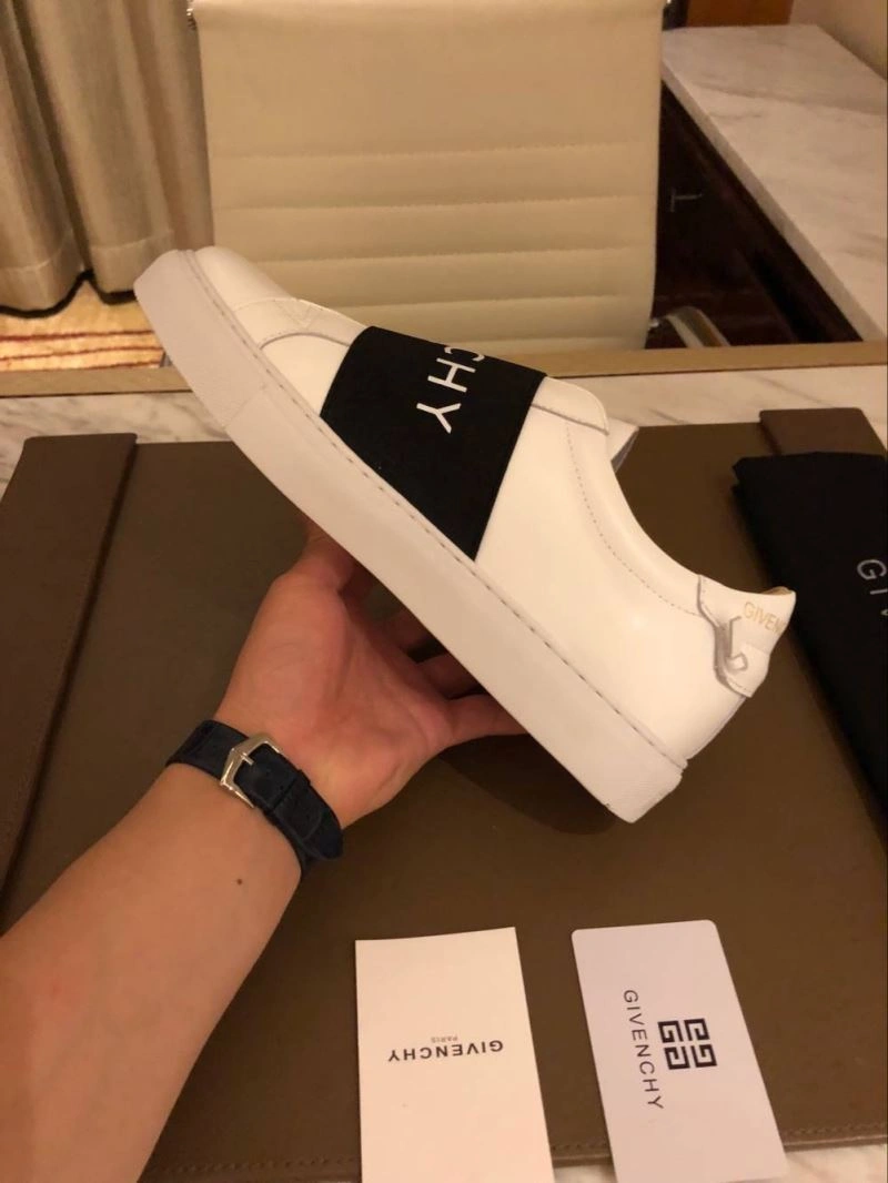 GoAnywhere Gxvxnchy Sneakers 154847