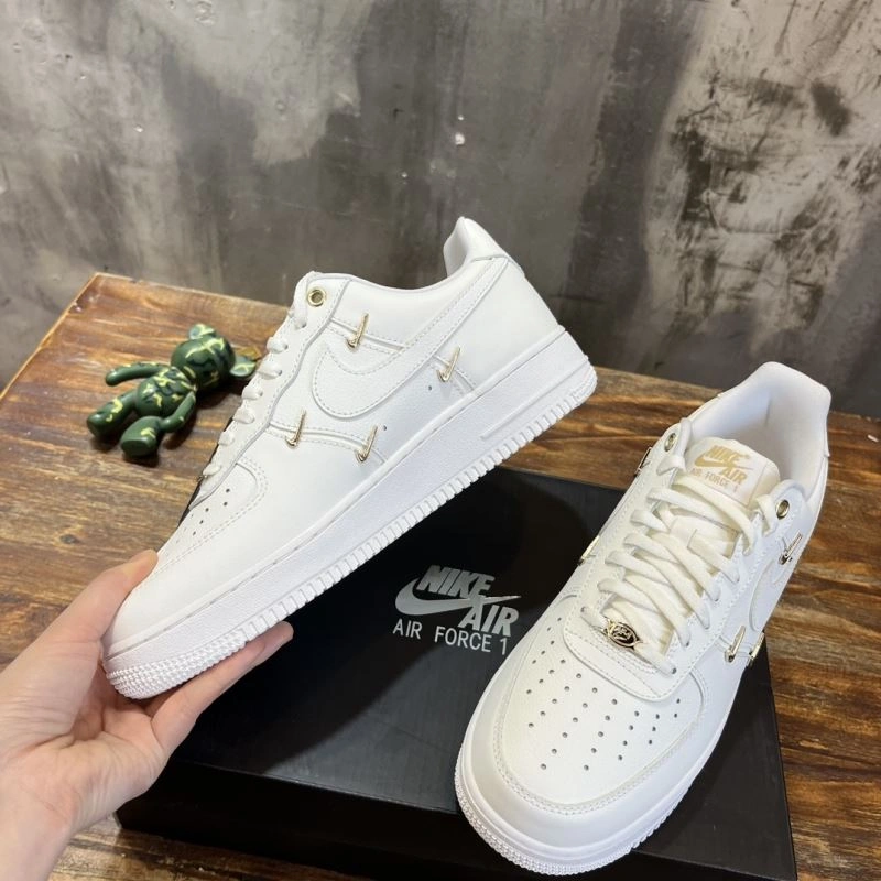 Bold Nxkx Sneakers 200518