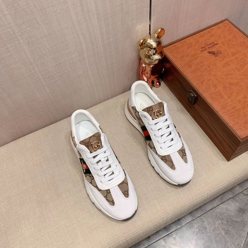 Trendsetting Gxccx Sneakers 166903