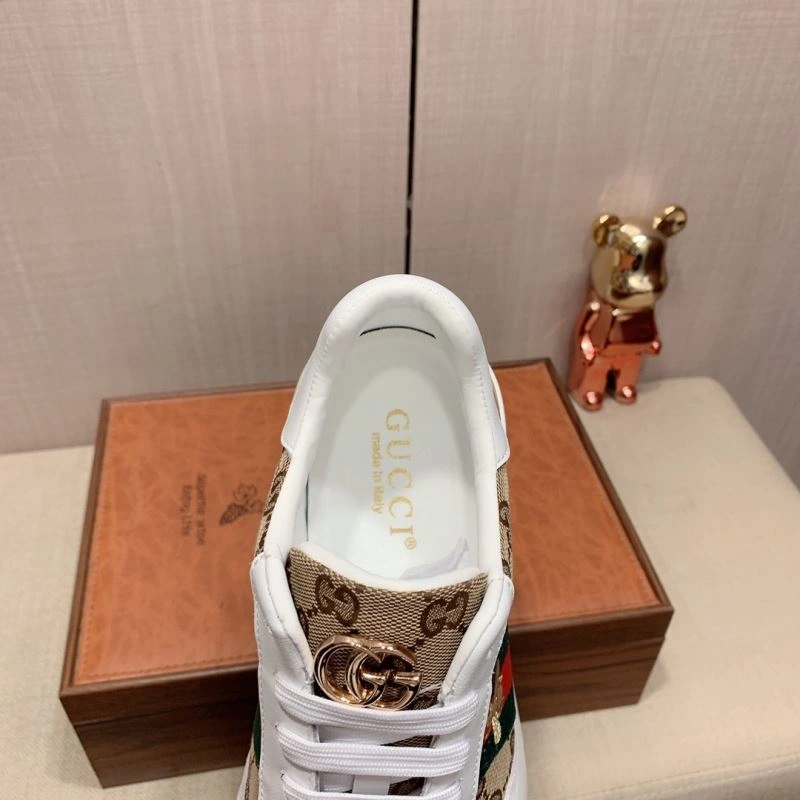 Trendsetting Gxccx Sneakers 166903