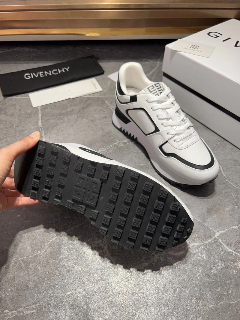 Sophisticated Gxvxnchy Sneakers 154858