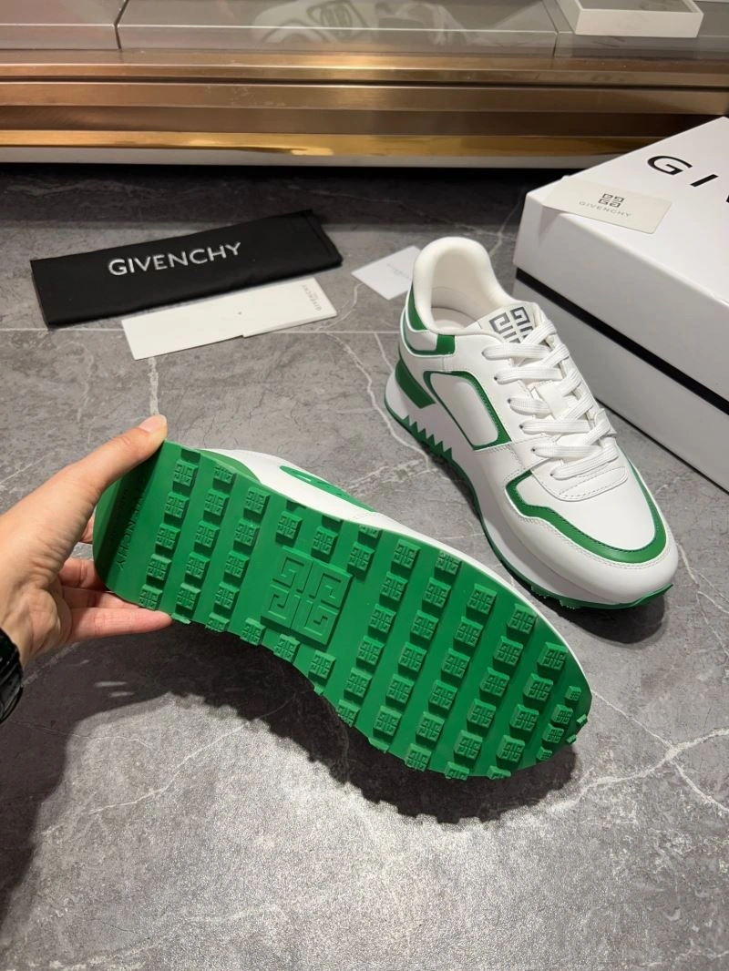 Gxvxnchy Sneakers Affordable 154855