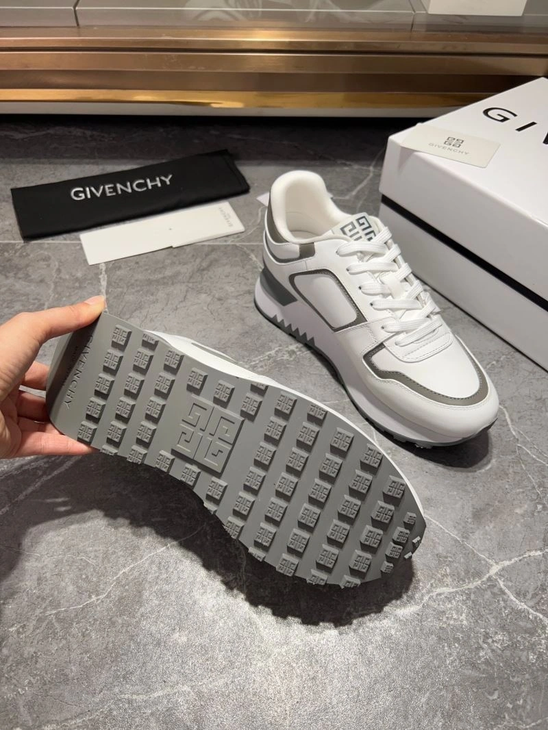 Gxvxnchy Sneakers Vibrant 154852