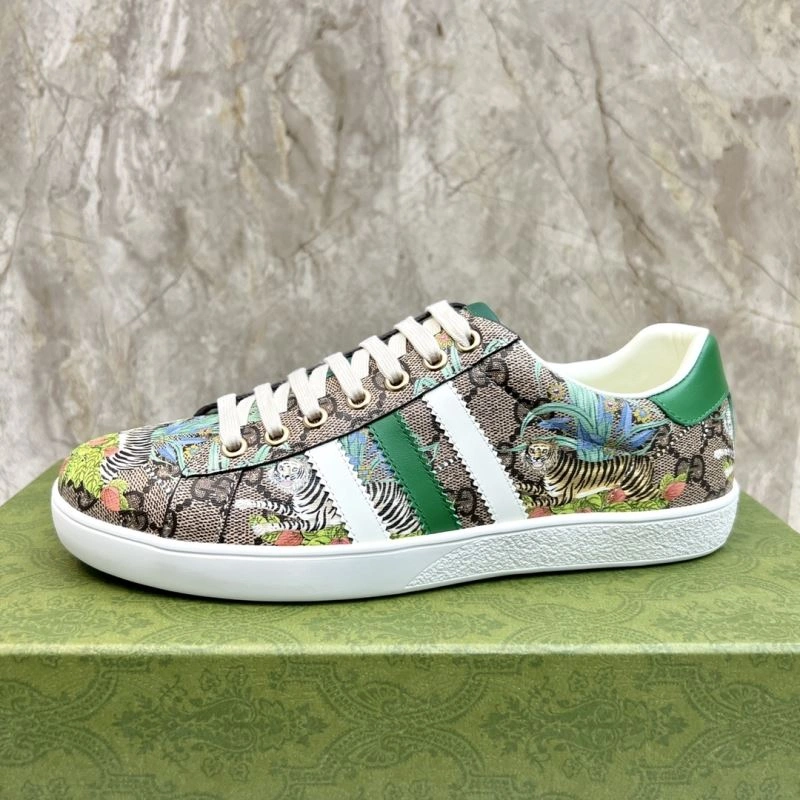 Versatile Gxccx Sneakers 166887
