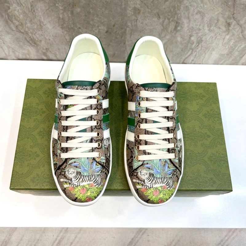 Versatile Gxccx Sneakers 166887