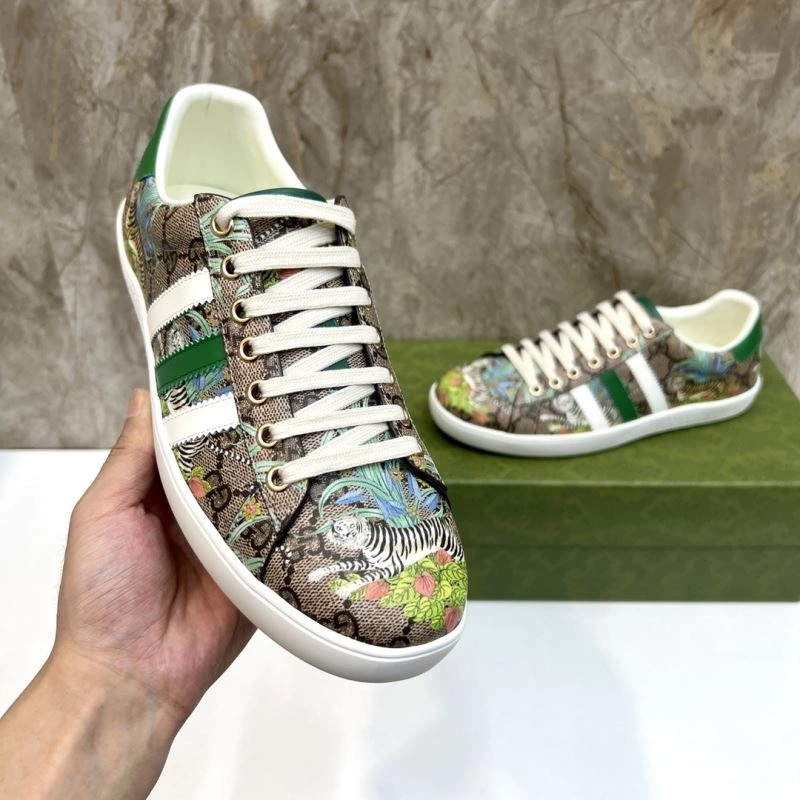 Versatile Gxccx Sneakers 166887