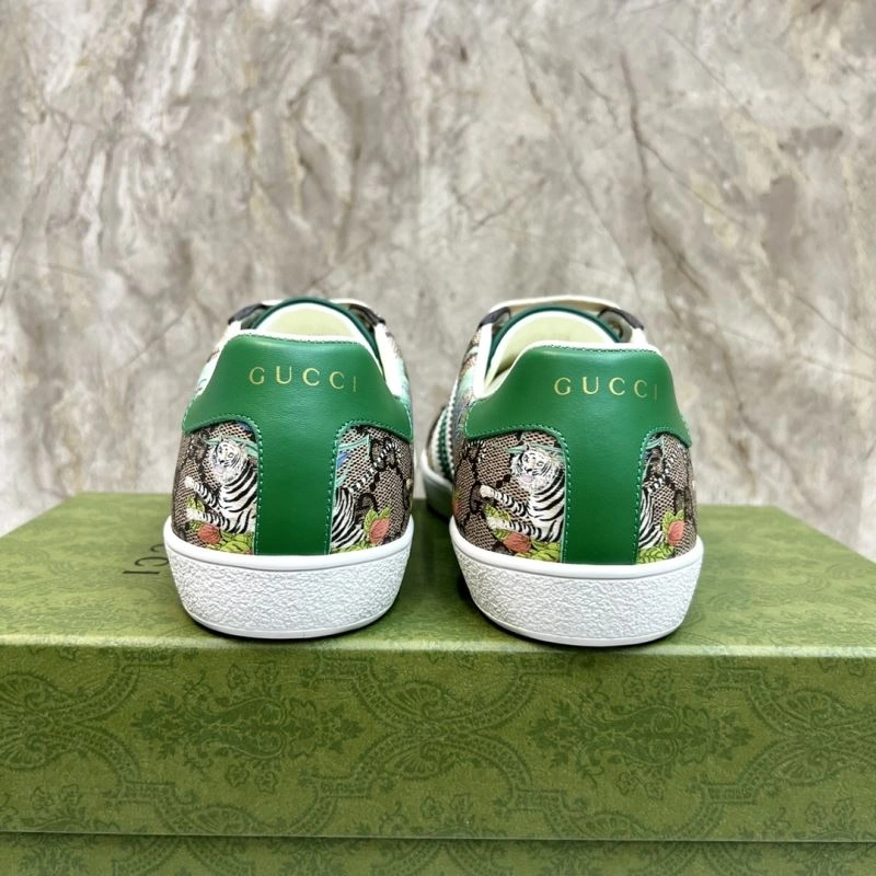 Versatile Gxccx Sneakers 166887