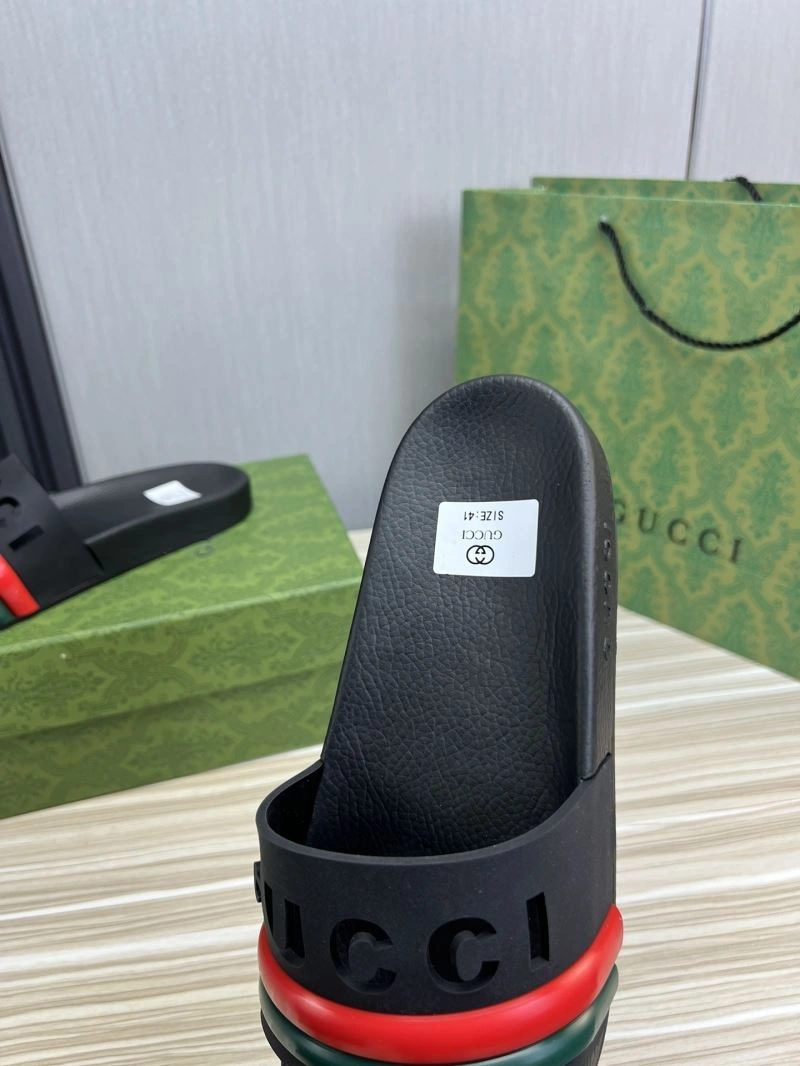 WellDesigned Gxccx Slippers 167065