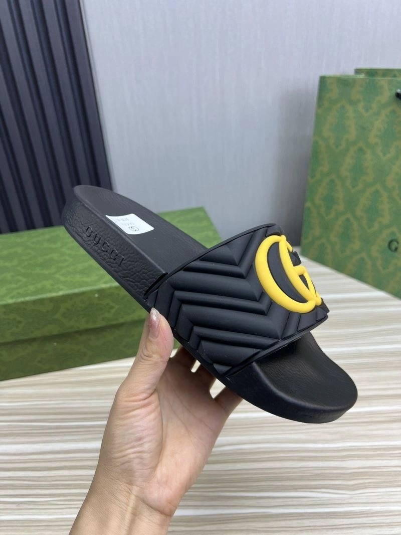 EyeCatching Gxccx Slippers 167076