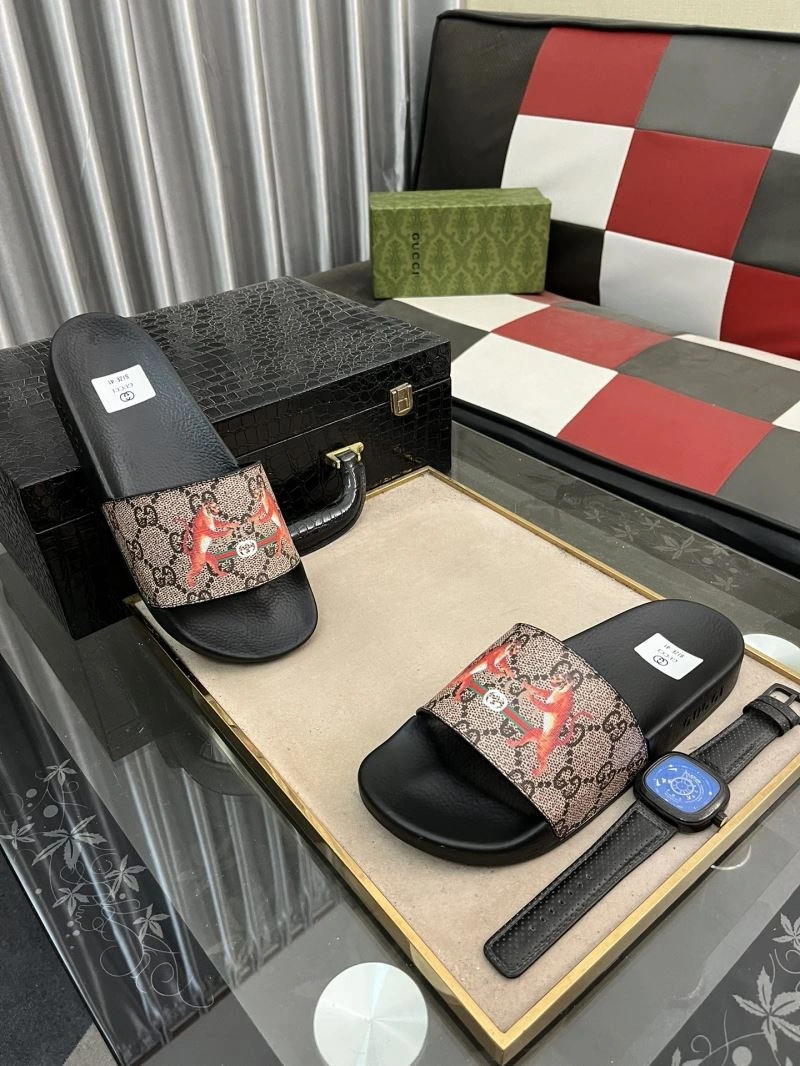 EyeCatching Gxccx Slippers 167083