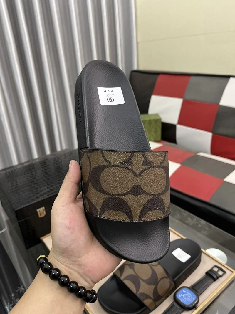 Fashionable Gxccx Slippers 167050
