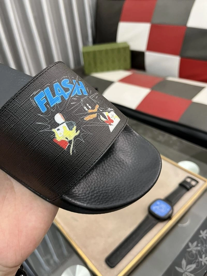 Efficient Gxccx Slippers 167049
