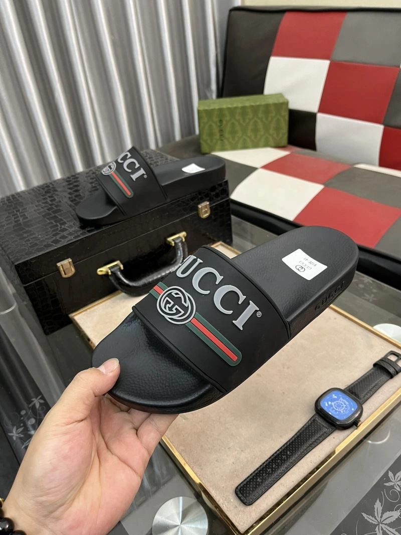 Affordable Gxccx Slippers 167044