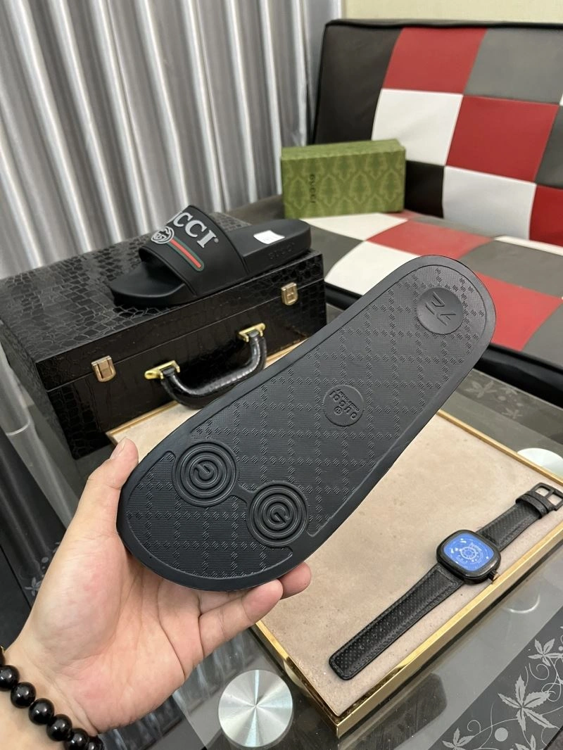 Affordable Gxccx Slippers 167044