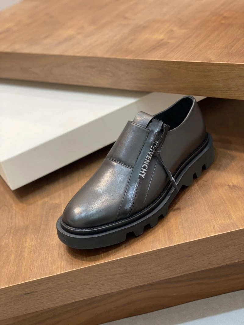 Bold Gxvxnchy Leather Shoes 155006