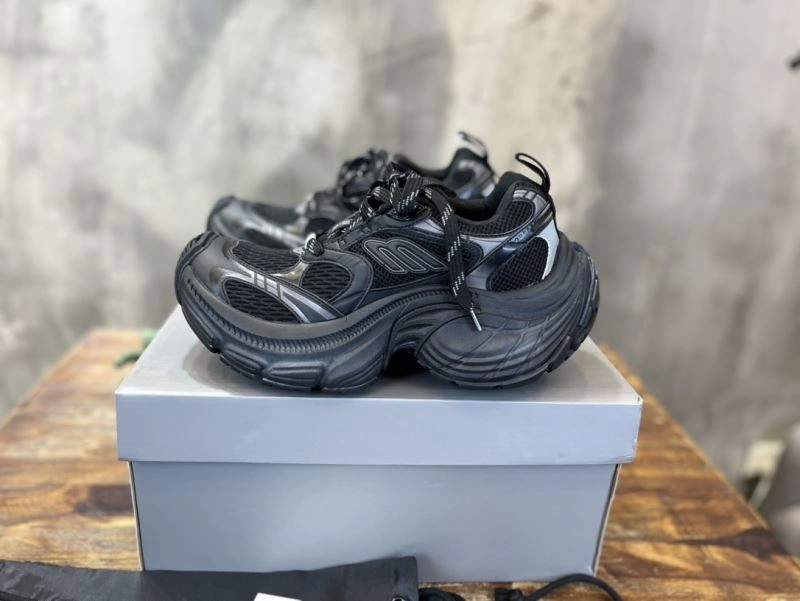 HighQuality Bxlxnciaga Sneakers 110515