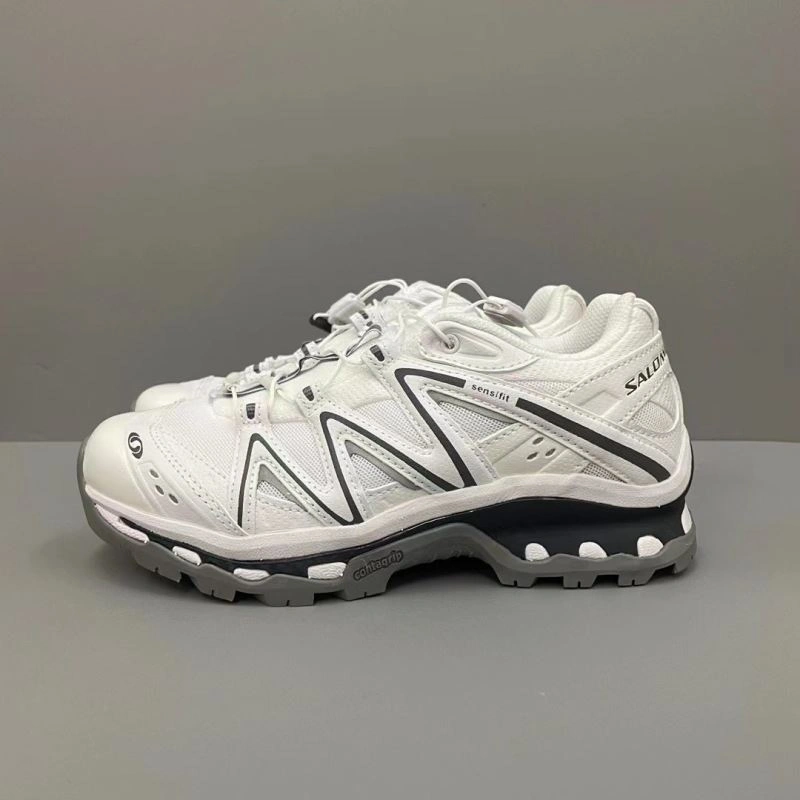 Versatile Othxr Sneakers 217244