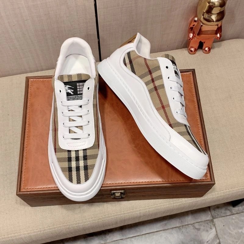 EyeCatching Bxrbxrry Sneakers 115664