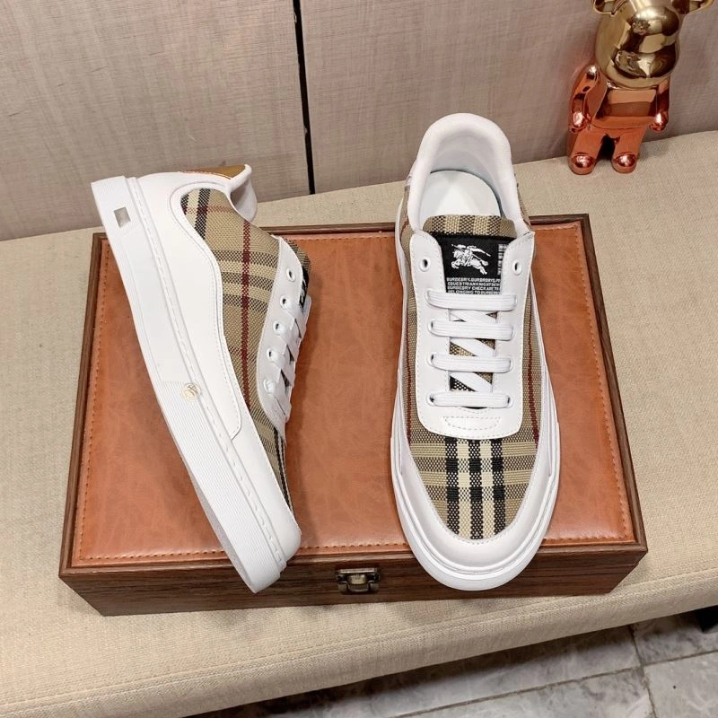 EyeCatching Bxrbxrry Sneakers 115664