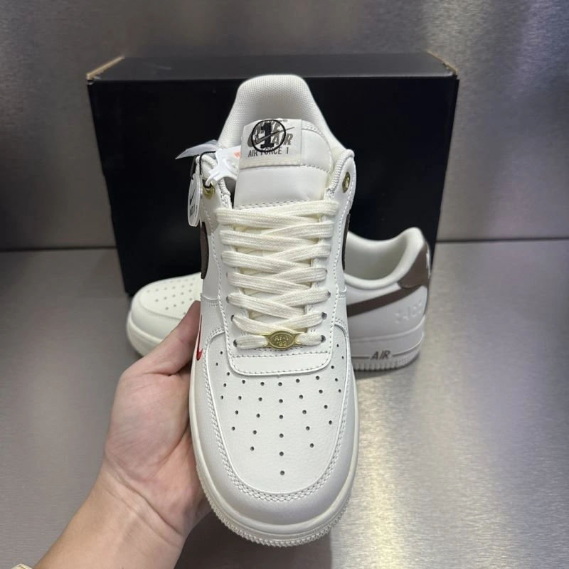 WellDesigned Nxkx Sneakers 200456