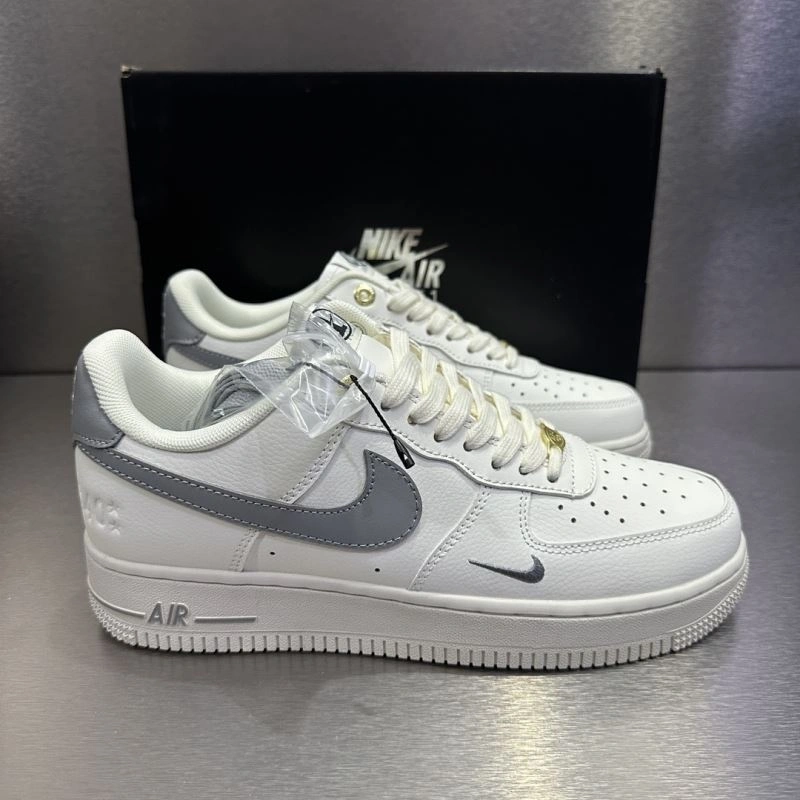 Trendsetting Nxkx Sneakers 200452