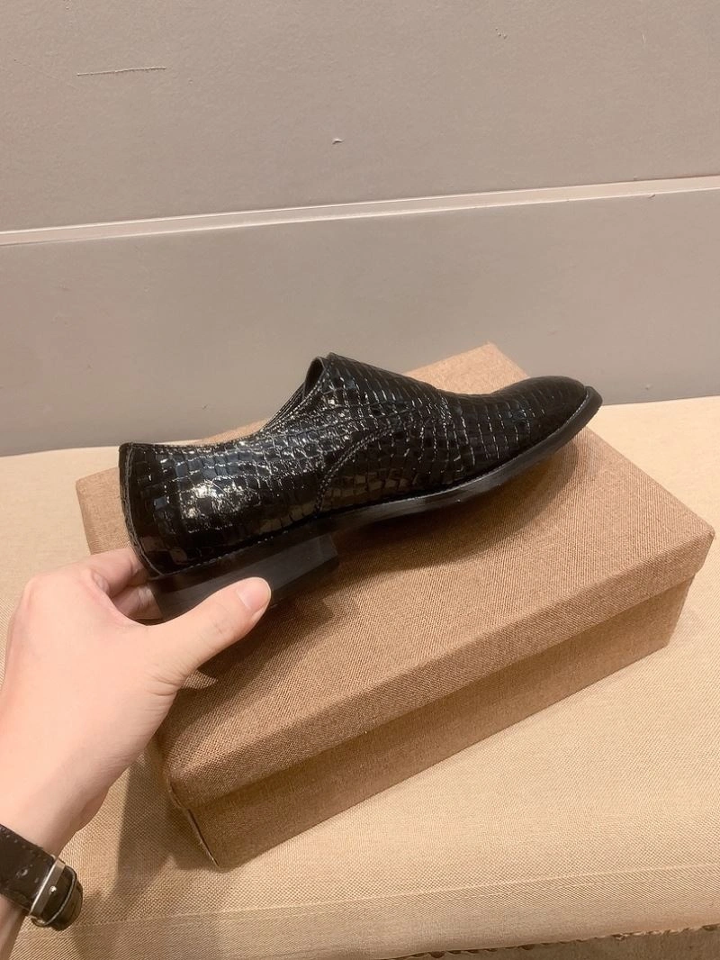 Elegant Gxvxnchy Leather Shoes 154999
